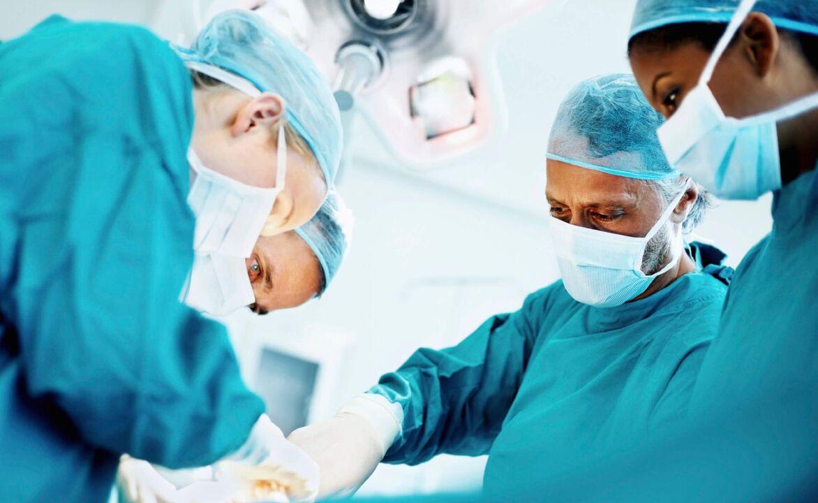 O proceso de ampliación do pene por cirurxiáns a través da cirurxía